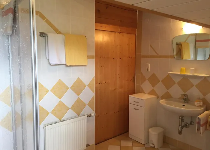 Haus Cilli בית הארחה 3*